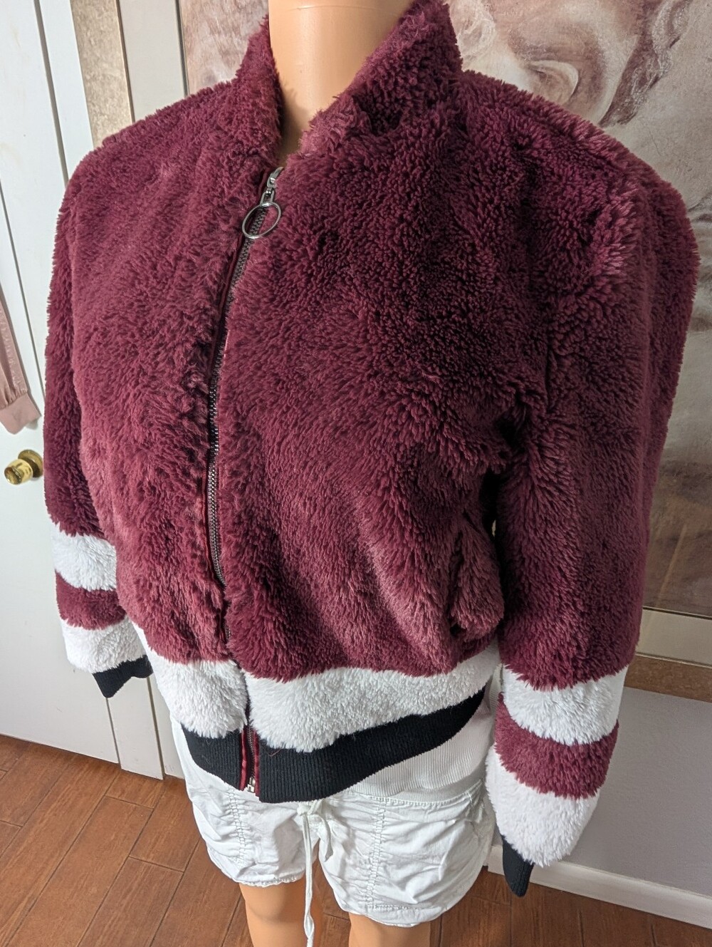 Cali 1850 colorblock faux fur fleece bomber jacket Size S